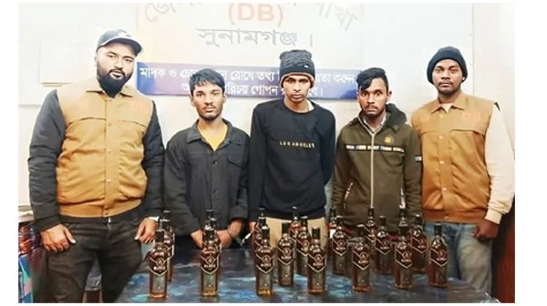 Three arrested with foreign liquor in Sunamganj